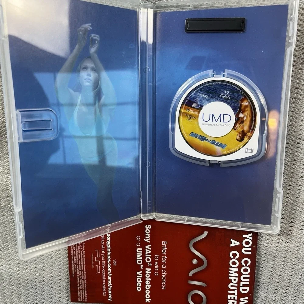 Sony Into the Blue UMD Video PSP Paul Walker‎ Jessica Alba 2005 Action Movie
